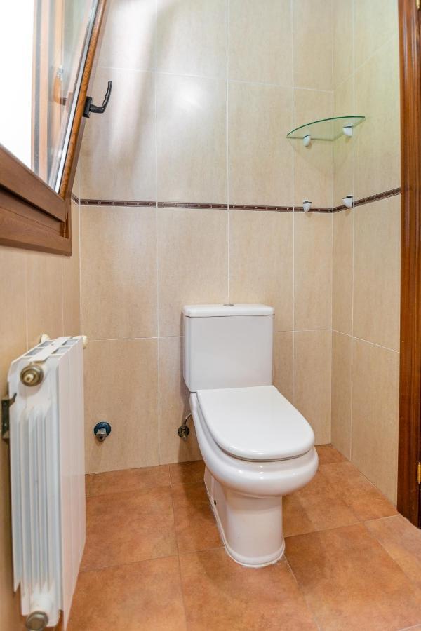 Apartamentos Privados Con Jardin Y Barbacoa Compartida En Ларедо Екстериор снимка